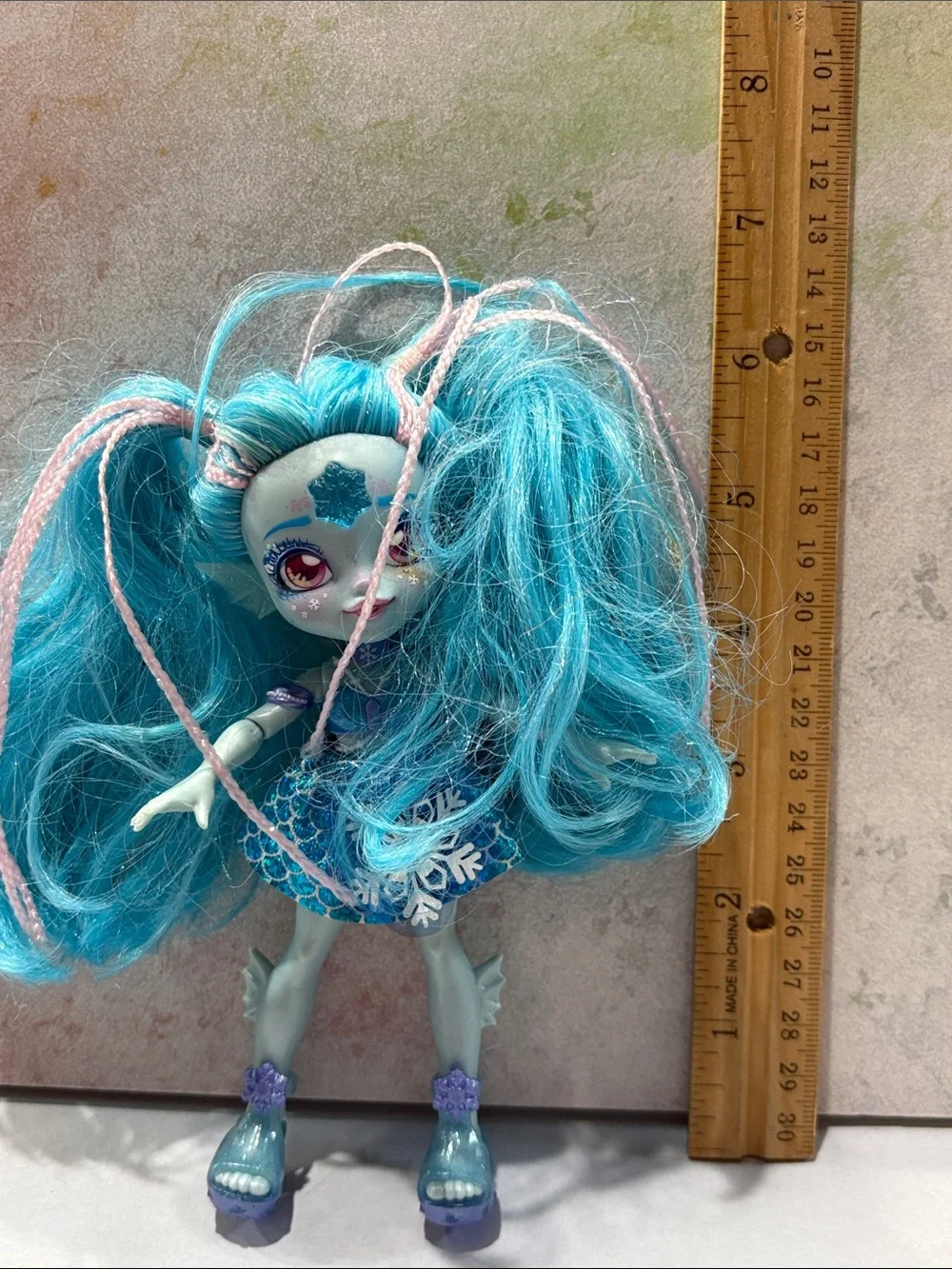 Magic Mixies Pixlings Doll Marena the Ice Mermaid Frozen Snowflake Figure Toy 6